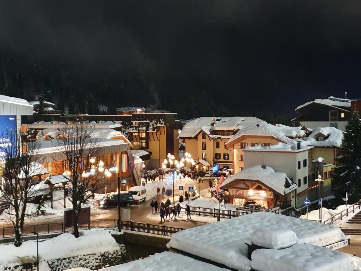 Hotel La Baita Мадонна-ди-Кампильо Экстерьер фото